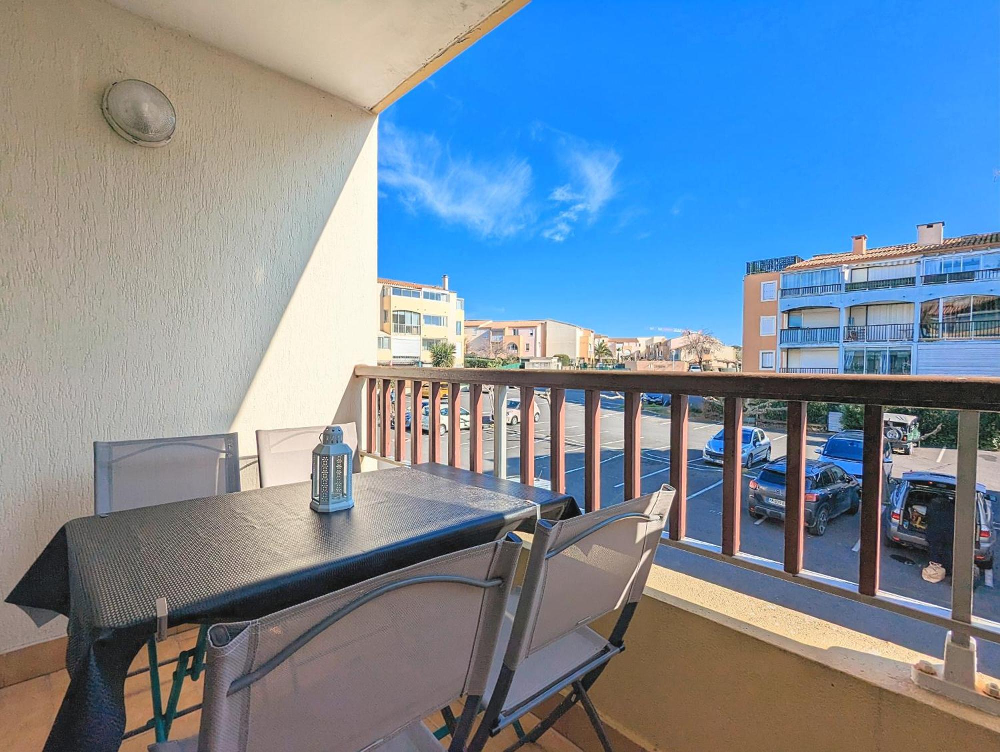 Appartement Au Calme + Parking Agde Esterno foto