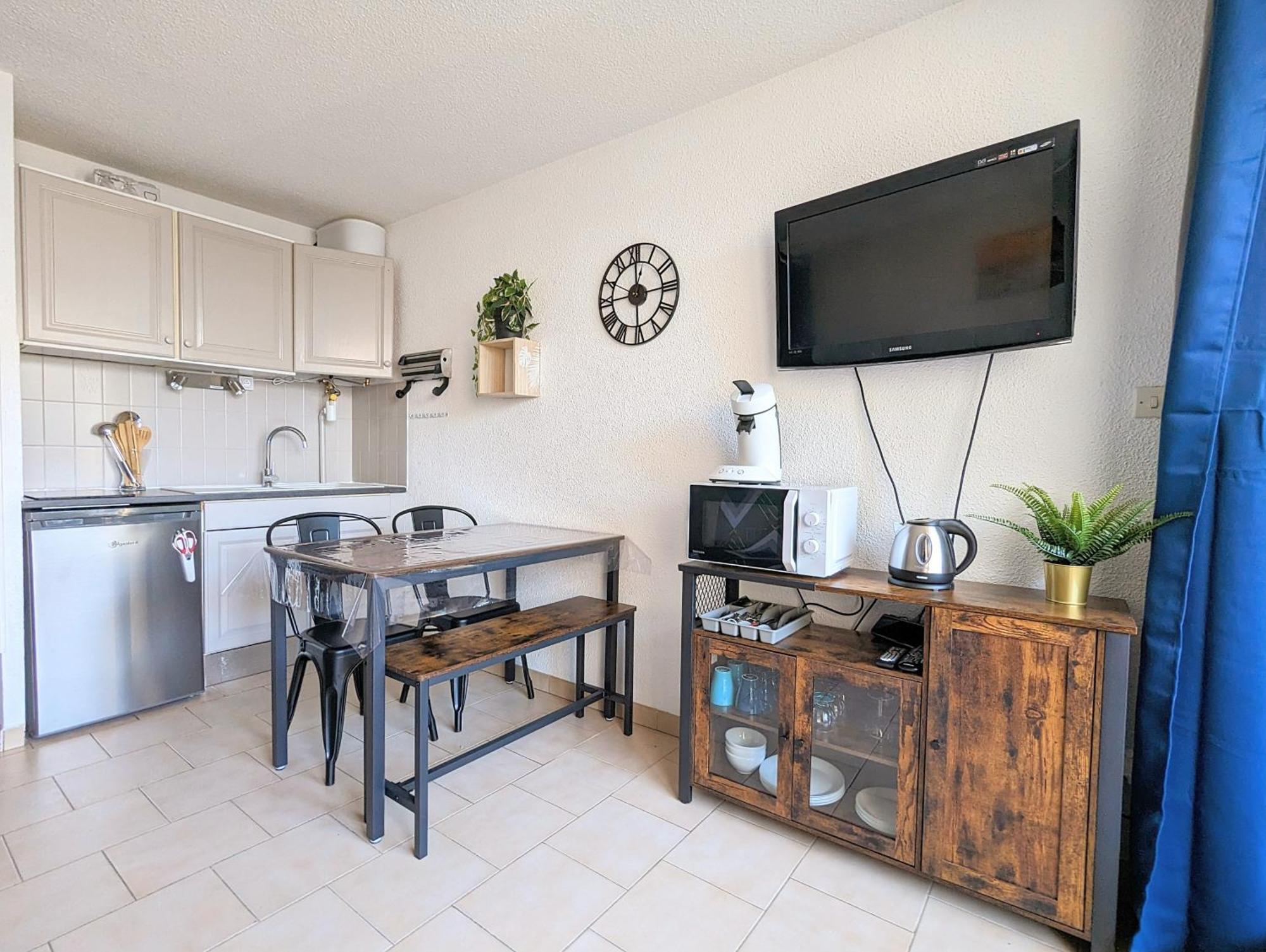 Appartement Au Calme + Parking Agde Esterno foto