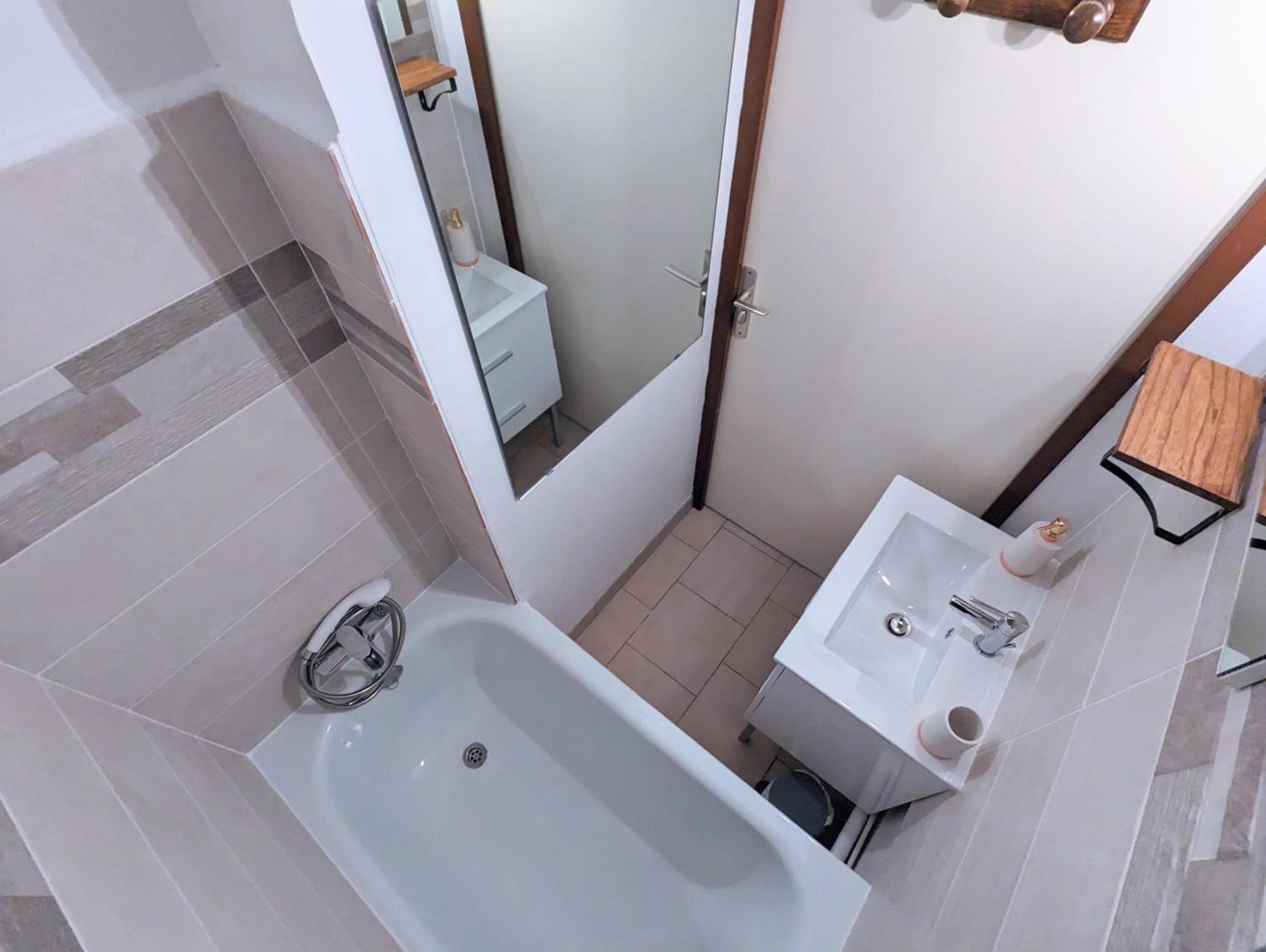 Appartement Au Calme + Parking Agde Esterno foto