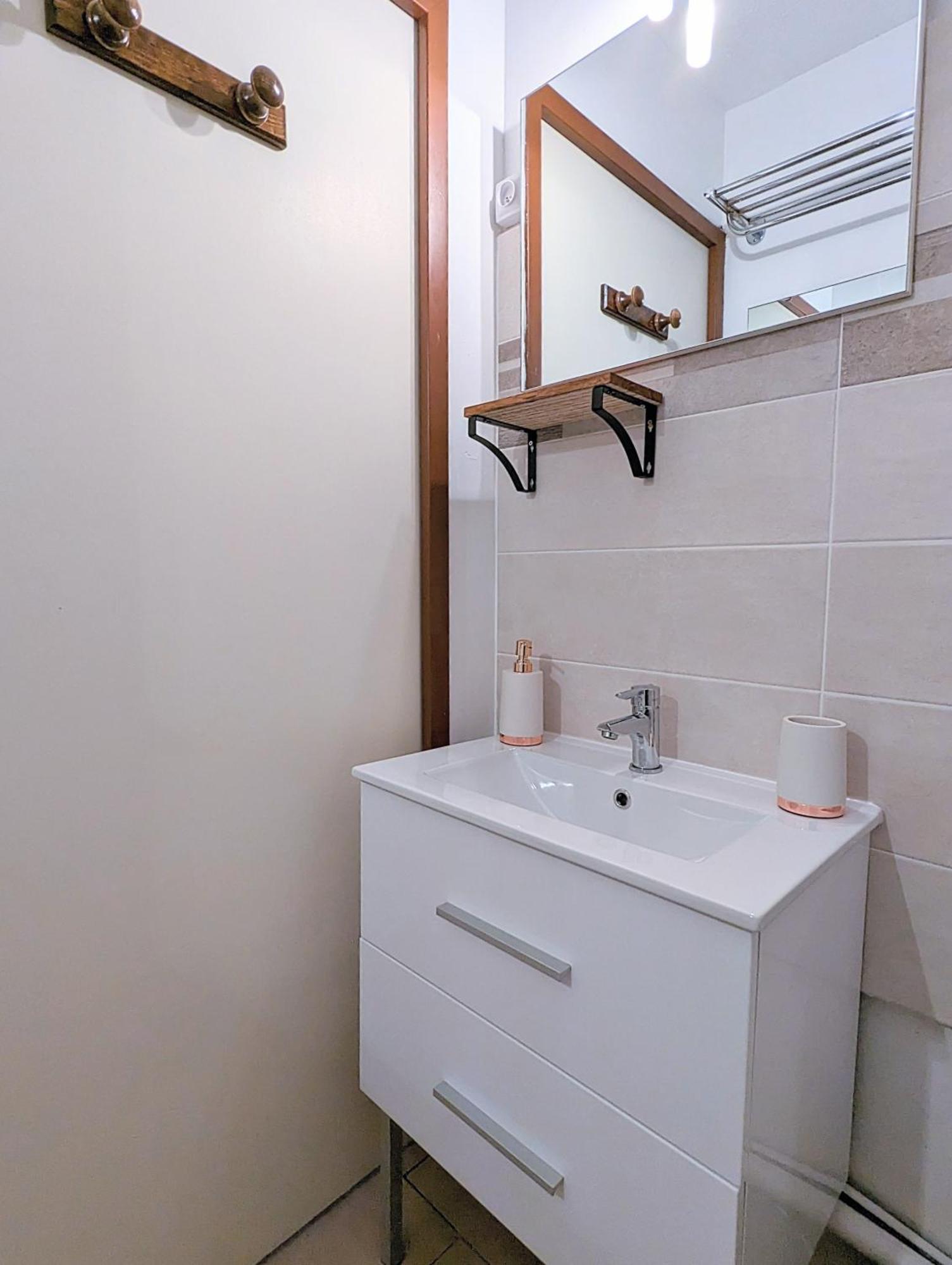 Appartement Au Calme + Parking Agde Esterno foto