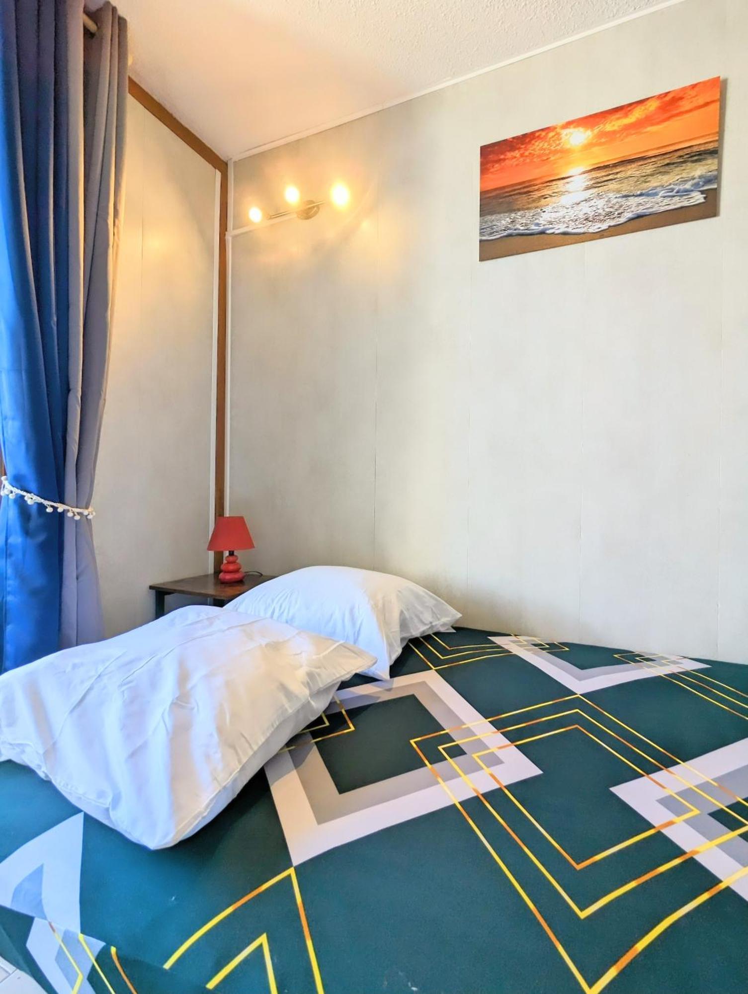 Appartement Au Calme + Parking Agde Esterno foto