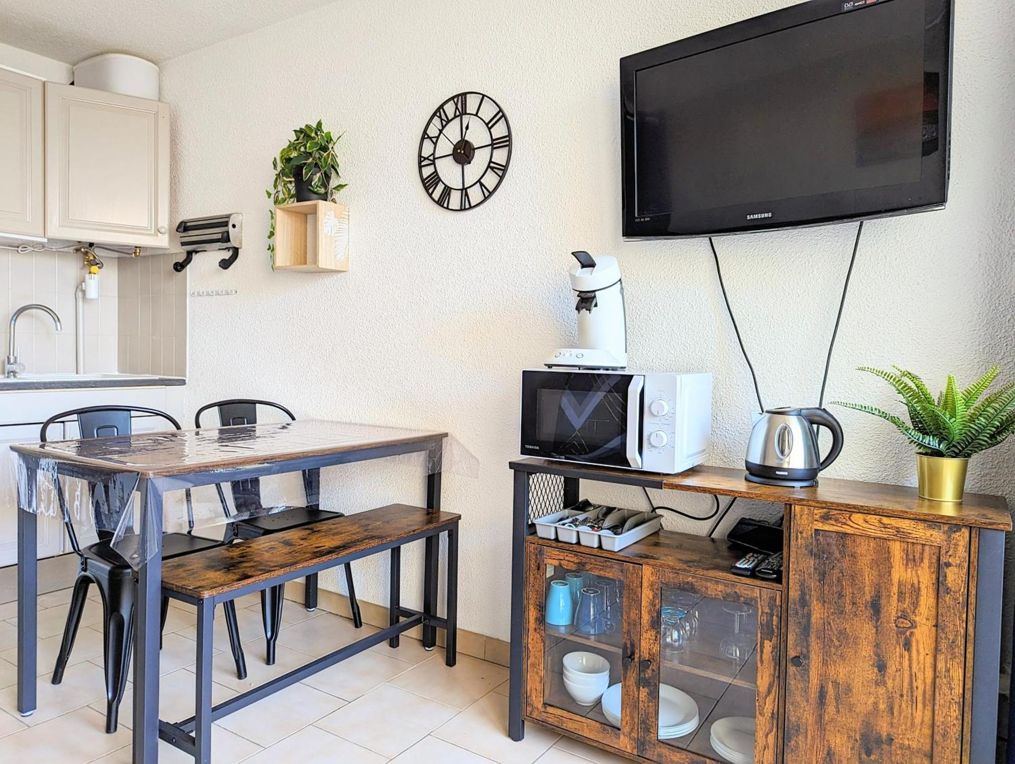 Appartement Au Calme + Parking Agde Esterno foto