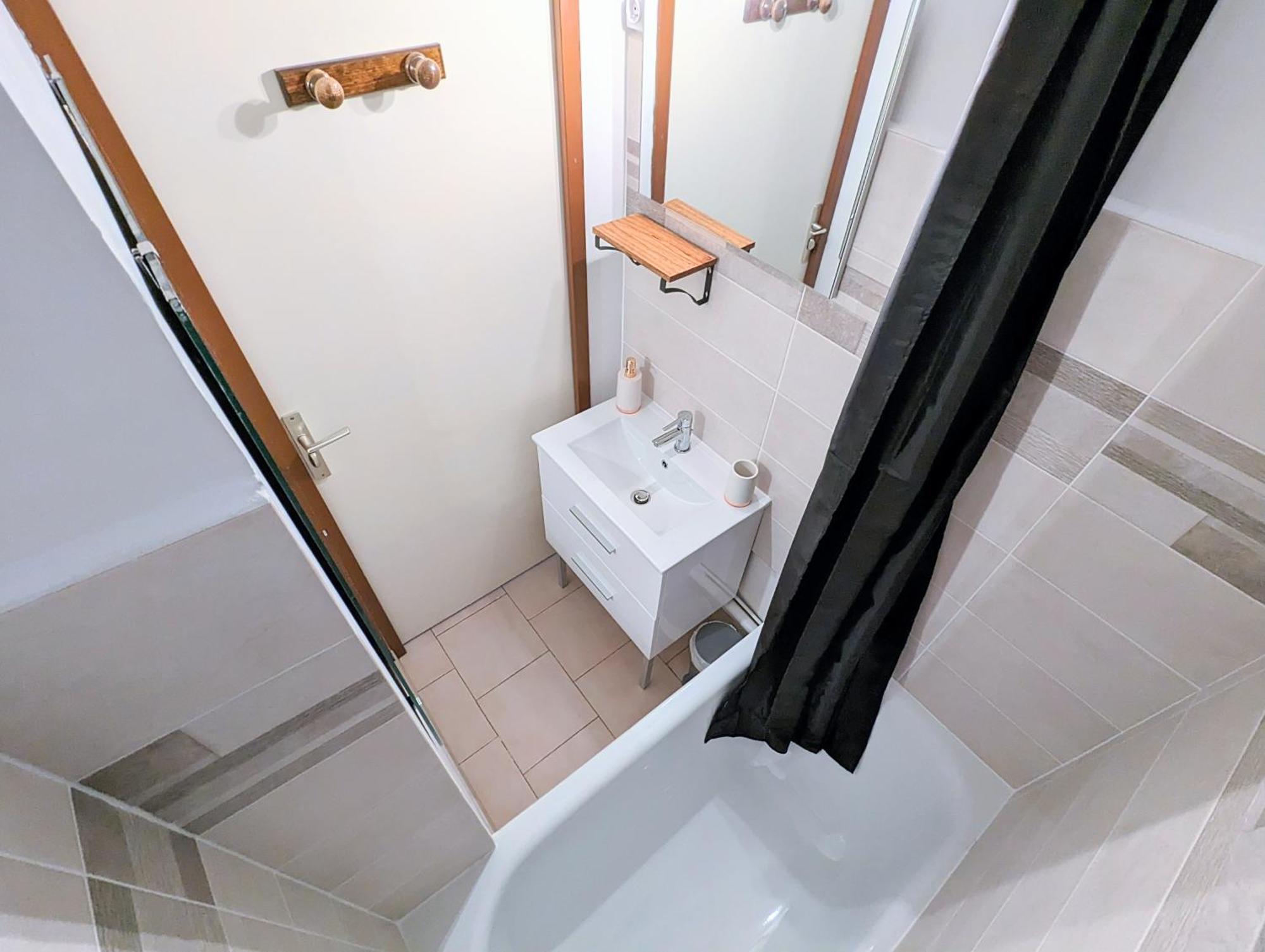 Appartement Au Calme + Parking Agde Esterno foto