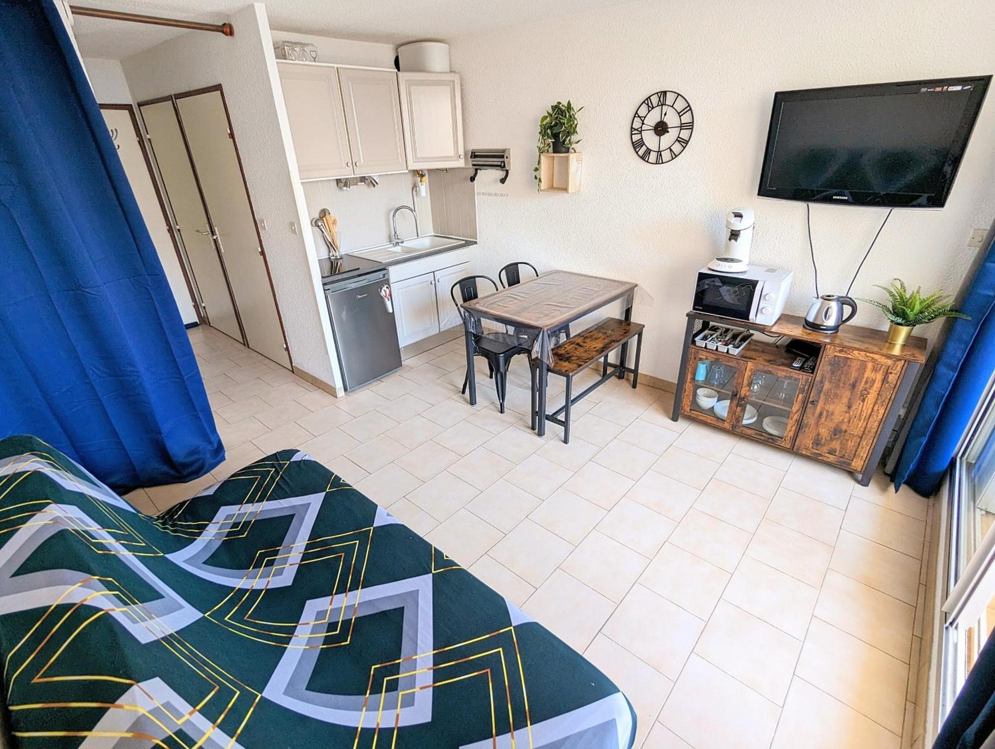Appartement Au Calme + Parking Agde Esterno foto